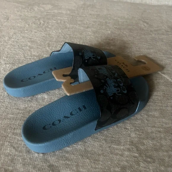 Coach Slippers - Picture 3 of 5